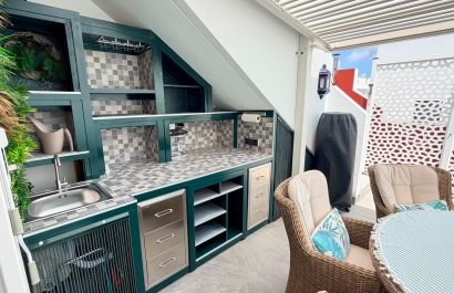 Reventa - Villa - Los Montesinos - La Herrada