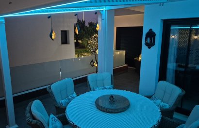 Reventa - Villa - Los Montesinos - La Herrada
