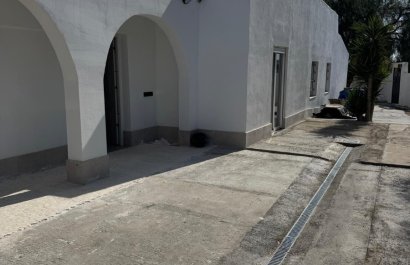 Resale - Villa - La Marina del Pinet - La Marina