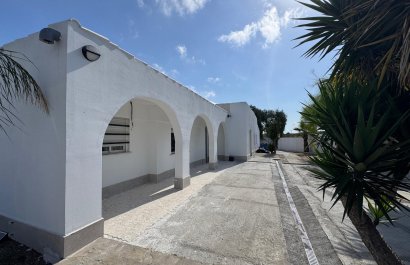 Resale - Villa - La Marina del Pinet - La Marina