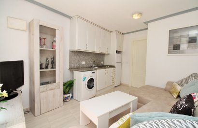 Reventa - Townhouse / Duplex - Villamartín