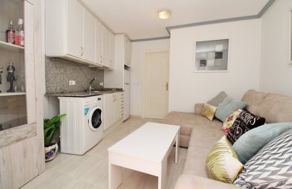 Reventa - Townhouse / Duplex - Villamartín