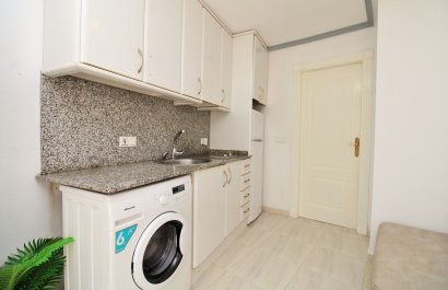 Reventa - Townhouse / Duplex - Villamartín