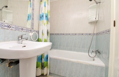 Reventa - Townhouse / Duplex - Villamartín