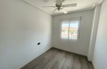 Resale - Townhouse / Duplex / Corner - Ciudad Quesada - La Marquesa Golf