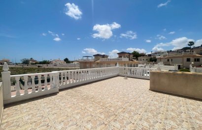Resale - Townhouse / Duplex / Corner - Ciudad Quesada - La Marquesa Golf