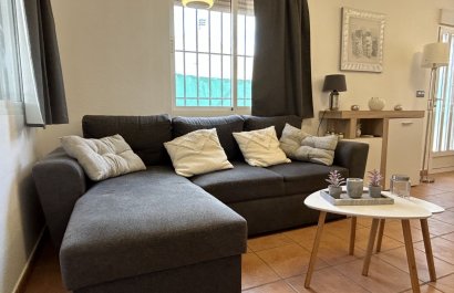Resale - Villa - Los Urrutias