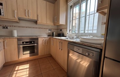 Resale - Villa - Los Urrutias