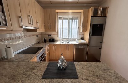 Resale - Villa - Los Urrutias