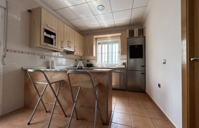 Resale - Villa - Los Urrutias