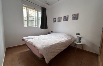 Resale - Villa - Los Urrutias