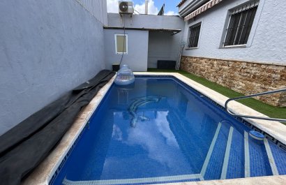 Resale - Villa - Los Urrutias
