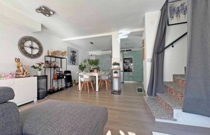 Resale - Townhouse / Duplex / Corner - Orihuela Costa - Villamartín