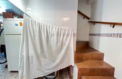 Resale - Townhouse / Duplex / Corner - Salinas