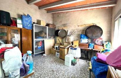 Resale - Townhouse / Duplex / Corner - Salinas
