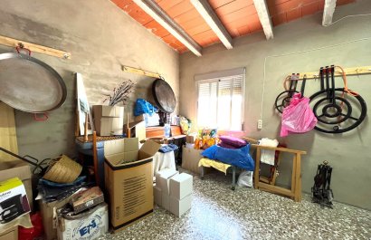 Resale - Townhouse / Duplex / Corner - Salinas