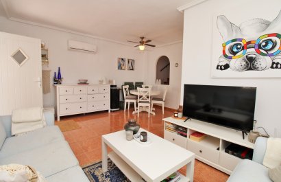 Resale - Townhouse / Duplex / Corner - Los Altos