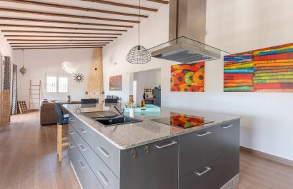 Resale - Villa - La Romana