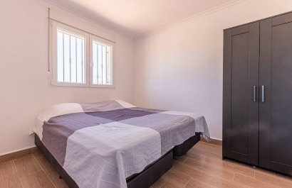 Resale - Villa - La Romana