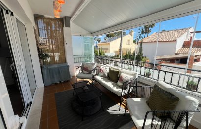 Resale - Villa - Villamartín