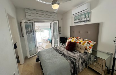 Resale - Villa - Villamartín