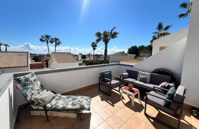 Resale - Villa - Villamartín
