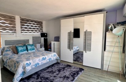 Resale - Villa - Villamartín