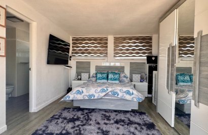 Resale - Villa - Villamartín