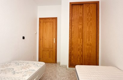 Resale - Townhouse / Duplex / Corner - Orihuela Costa - Playa Flamenca