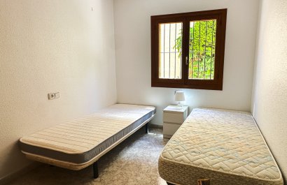Resale - Townhouse / Duplex / Corner - Orihuela Costa - Playa Flamenca