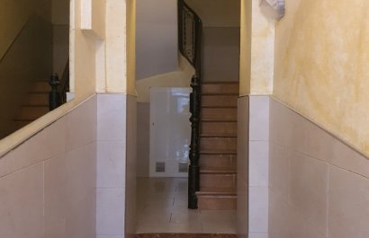 Reventa - Comercial - Alicante - Casco antiguo