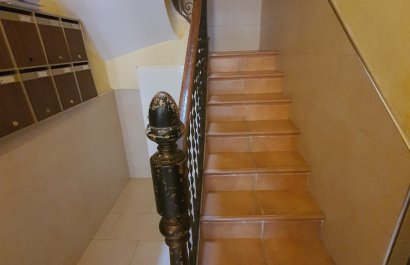 Reventa - Comercial - Alicante - Casco antiguo
