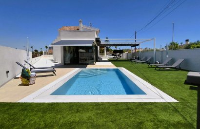 Resale - Villa - San Fulgencio