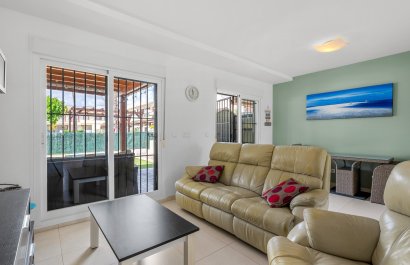 Reventa - Townhouse / Duplex - Ciudad Quesada