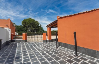 Reventa - Villa - Las Heredades - Heredades