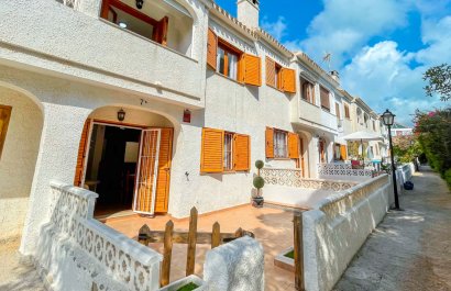 Resale - Townhouse / Duplex / Corner - Orihuela Costa - Playa Flamenca