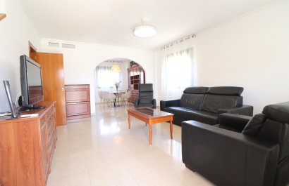 Resale - Townhouse / Duplex / Corner - Ciudad Quesada - Doña Pepa
