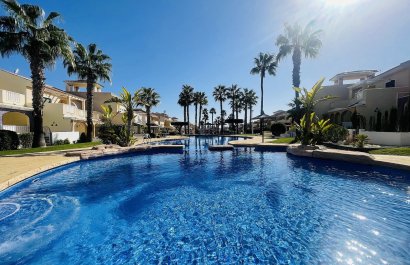 Resale - Townhouse / Duplex / Corner - Ciudad Quesada - Doña Pepa