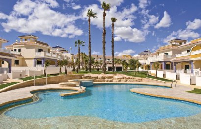 Resale - Townhouse / Duplex / Corner - Ciudad Quesada - Doña Pepa