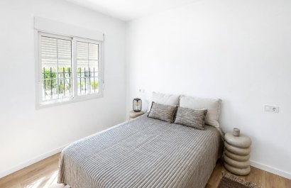 Resale - Townhouse / Duplex / Corner - Orihuela Costa - Los Altos
