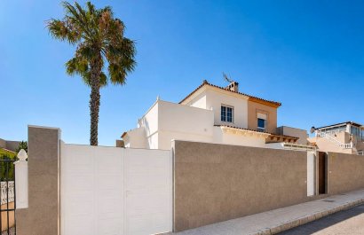 Resale - Townhouse / Duplex / Corner - Orihuela Costa - Los Altos