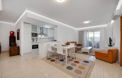 Resale - Townhouse / Duplex / Corner - Orihuela Costa - Punta Prima