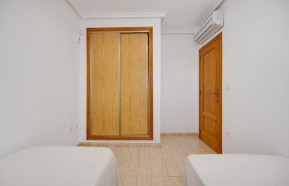 Resale - Townhouse / Duplex / Corner - Orihuela Costa - Punta Prima