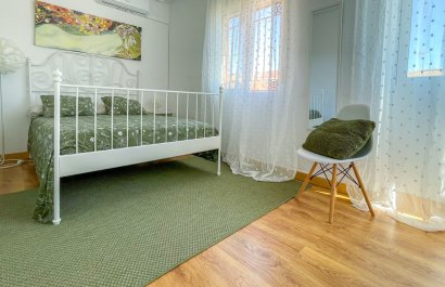 Resale - Townhouse / Duplex / Corner - Orihuela Costa - Playa Flamenca