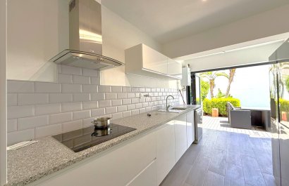 Resale - Townhouse / Duplex / Corner - Orihuela Costa - Villamartín