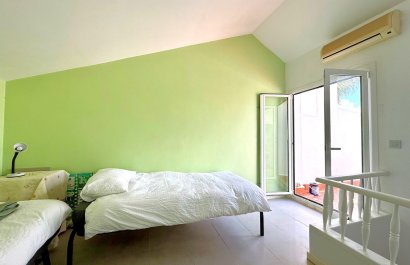 Resale - Townhouse / Duplex / Corner - Orihuela Costa - Villamartín