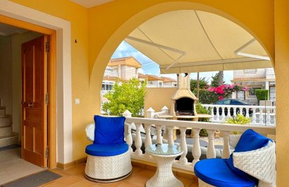 Resale - Villa - Orihuela Costa - Villamartín