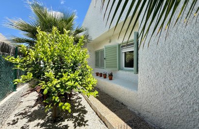 Resale - Villa - Orihuela Costa - Campoamor