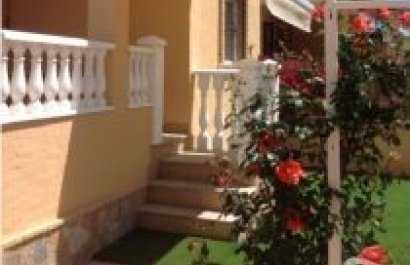 Resale - Townhouse / Duplex / Corner - Ciudad Quesada - Doña Pepa