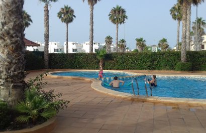 Resale - Townhouse / Duplex / Corner - Ciudad Quesada - Doña Pepa